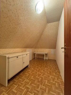 Ankleide OG Hinterhaus
