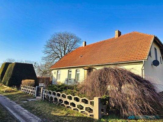 Traditionshof mit Wohnhaus, Stall und Scheune