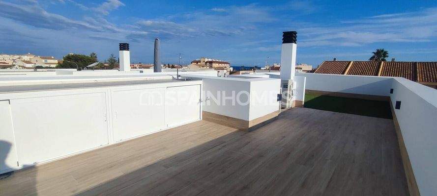Detached Houses Close to Beach in Torre de la Horadada