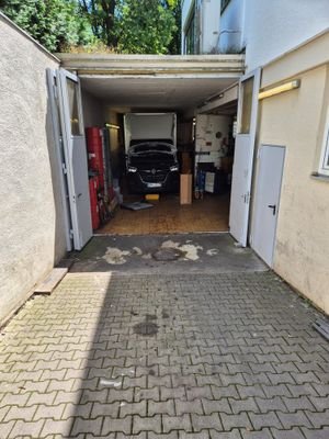 EH 18 UG Zufahrt.jpg