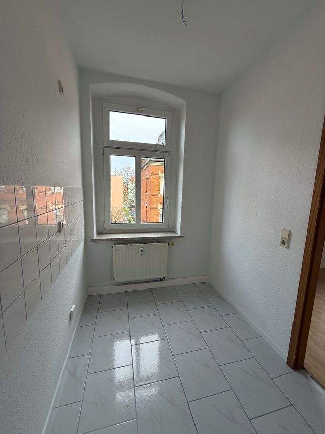 Renovierte 2 Raum Wohnung in Zwickau mit Balkon ab sofort zu vermieten - Foto 4