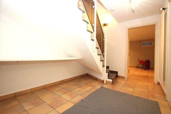 Der geräumige Kellerbereich …