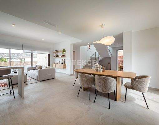 Stylish Mediterranean Villas with Golf & Nature Views in Algorfa