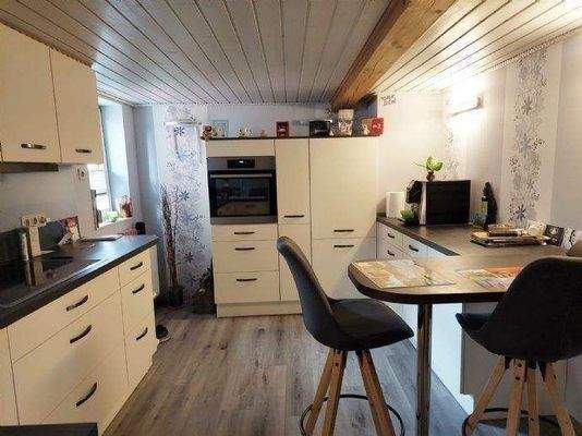 Neue Einbauküche in der Hauptwohnung 