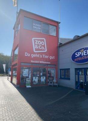 Seiteneingangsbereich 