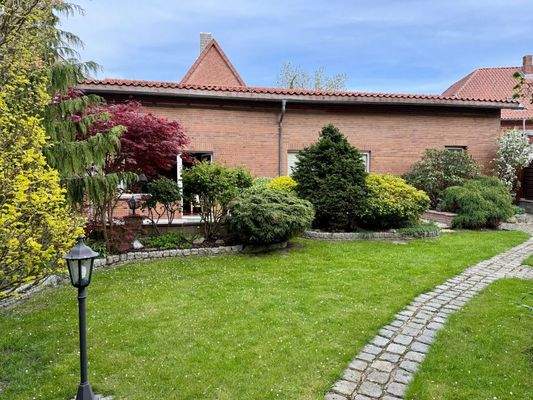 Westansicht (Terrassen)