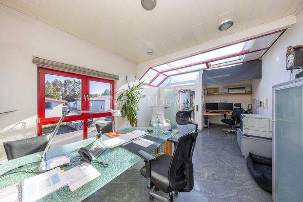 3396 Bürotrakt Büro OG b