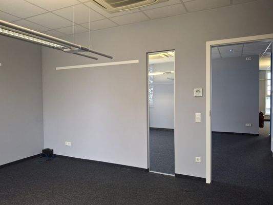 Glaseinsätze in der Wand