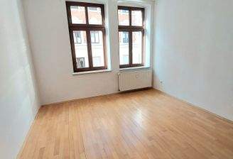 Wohnzimmer/ Schlafzimmer