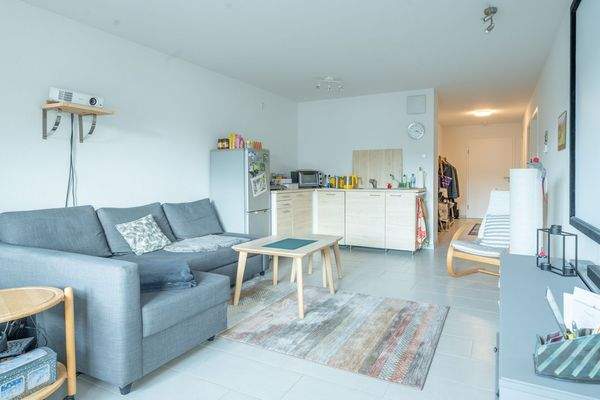 Wohnzimmer mit Küche