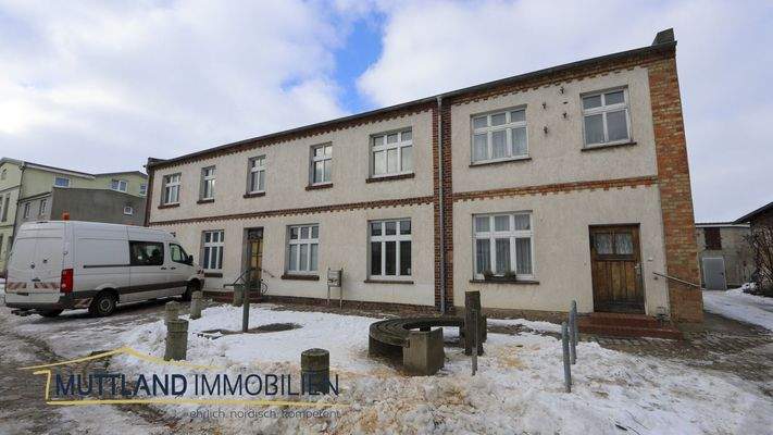 Haupthaus mit Anbau rechts