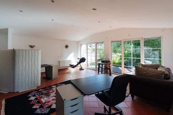 Wohn- und Loungebereich (Zubau)