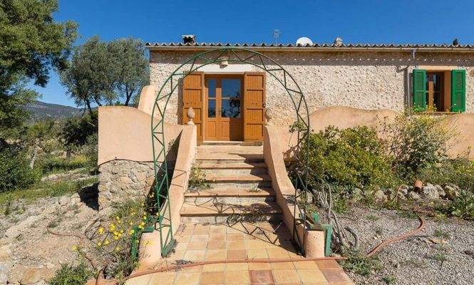 Finca zum Ausbau zwischen Santa Maria und Alaró zu verkaufen, Mallorca