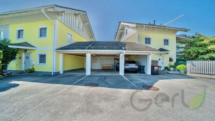 Carport mit Freistellplatz