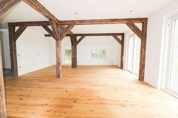 Offener Wohn-, Ess- und Kochbereich