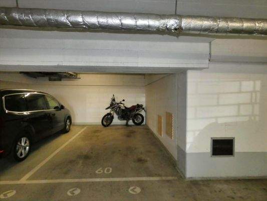 Garagenstellplatz
