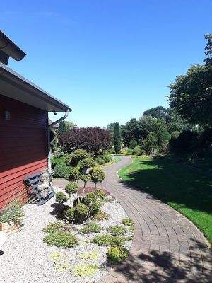 Vorgarten zum Haupthaus