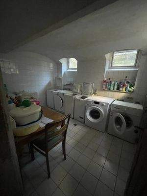 Waschmaschinenraum im Keller