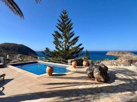 Kreta, Mochlos: Atemberaubende Villa mit Meerblick zu verkaufen