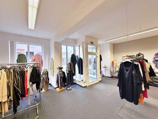 batch_PHOTO-2025-10-15-14-20-44 2.jpg