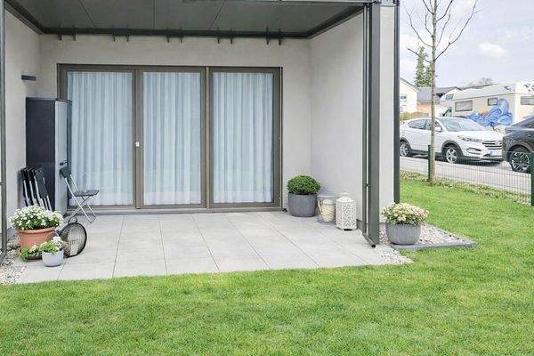 Überdachte Terrasse_gestagt