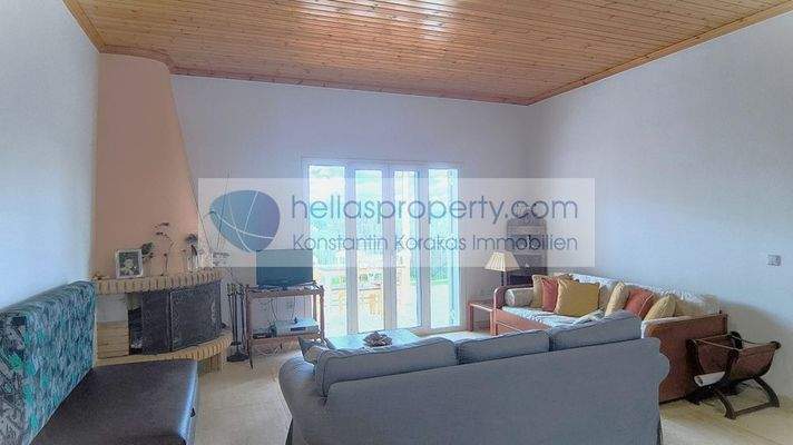 9365fa4337b543329315f3c2fab3295e-original