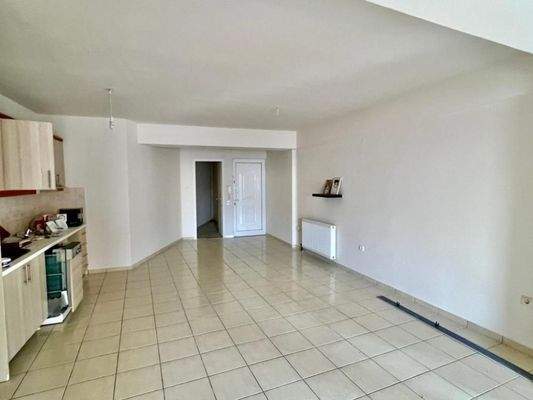 Kreta, Agios Nikolaos: Erdgeschosswohnung in Zentrumsnähe zu verkaufen