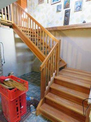 freitragende Holztreppe ins DG 