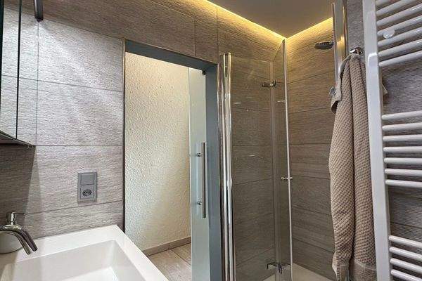 saniertes Badezimmer