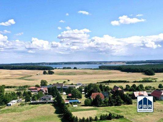 Blick zum nahen Fleesensee