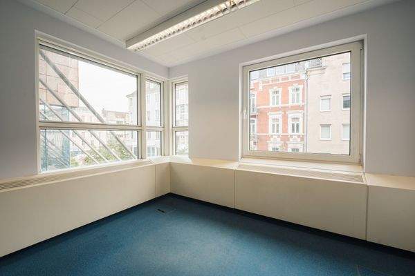 Büro/ Räumlichkeiten