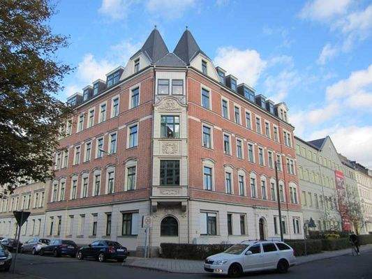 Gebäudeansicht Straßenseite