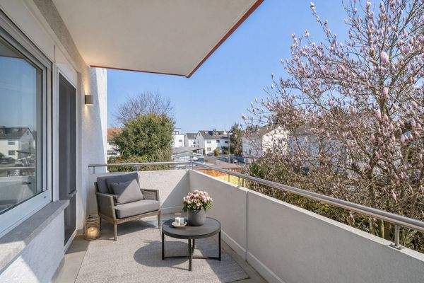 Mehr als ein Balkon - Ihr täglicher Kurzurlaub (gestaged)