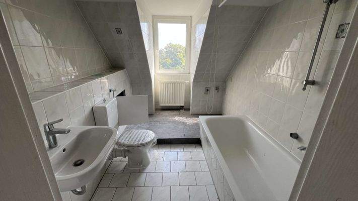 20250814_090143131_iOS