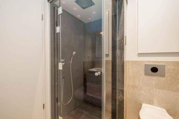 Badezimmer II Dampf-Regendusche