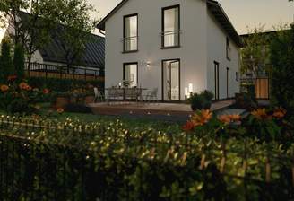Ext_Einfamilienhaus_Aura_125_GardenView_Abend.png