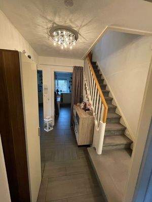 Der tolle Flur mit den  wunderschönen Treppen