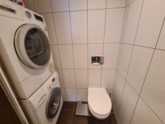 Waschmaschine im Bad