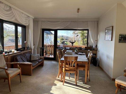 Wohn- und Essbereich