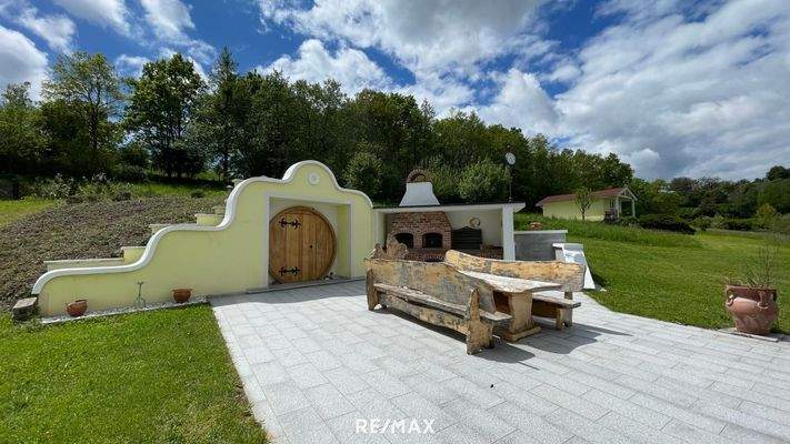 Grillplatz mit Gewölbekeller