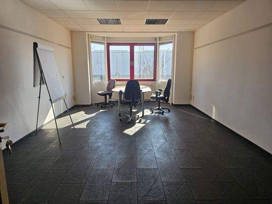 Büro 5.jpeg