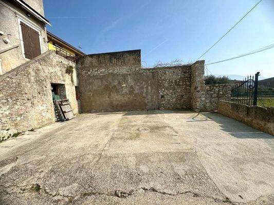 WhatsApp Image 2025-02-21 at 12.12.22 (1).jpeg