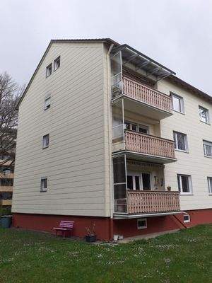 Hinteransicht 1. OG mit Balkon