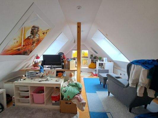 Kinderzimmer Dachgeschoss