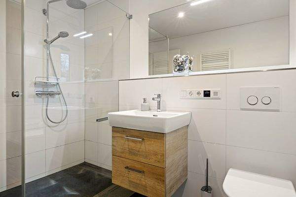 ... bodengleicher Dusche