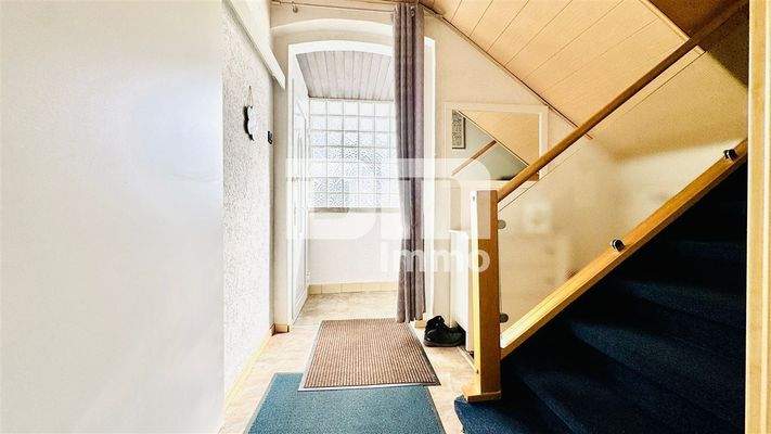 EG Hochparterre Haupteingang / Windfang