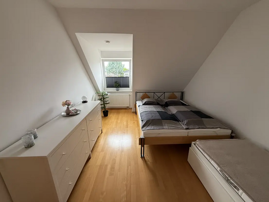 b2cbd5bd-08b5-4cbd-927c-394fdaa3757c-1925075090