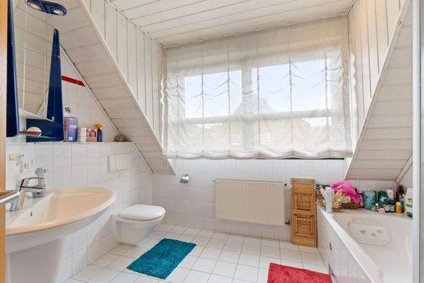 Kinderbad - Patrick Pfeiffer Immobilien Straelen