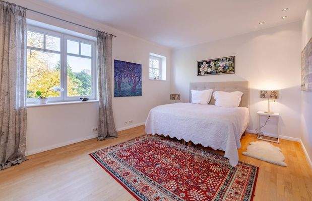 Geräumiges Kinderzimmer