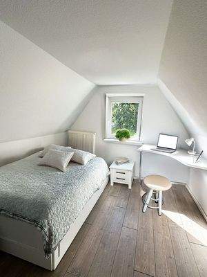 Schlafzimmer 1 - im OG 